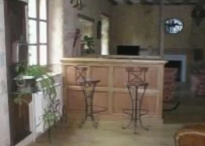 Authentique Avec Piscine Chauffée, Parc Et Chevaux, Au Cœur D'un Château Historique - Fr-1-410-189 Casa de Férias Le Tronchet (Sarthe)